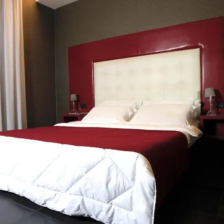 Hotel Guiren Dal 1959 Nápoles