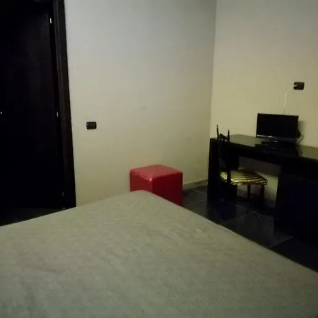 Guiren Dal 1959 3* Nápoles