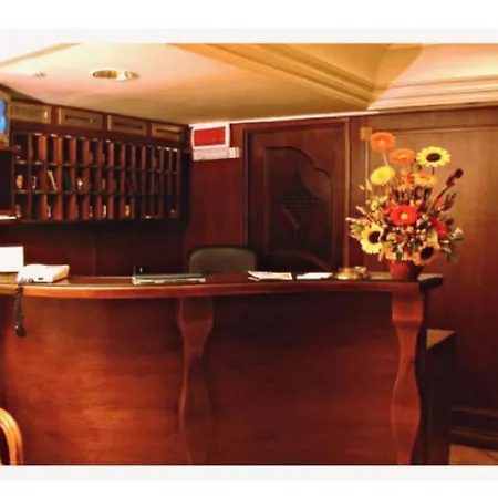 Guiren Dal 1959 Hotel 3*