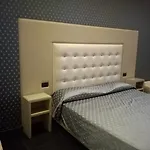 Guiren Dal 1959 Hotel 3*