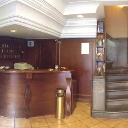 Guiren Dal 1959 Otel 3*